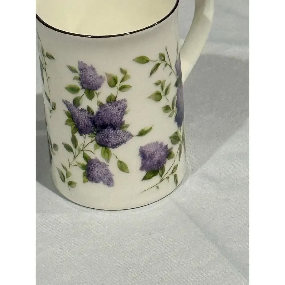 Royal Albert Collection Lilac Lane Bone China Mug England Lilac Floral Coffee